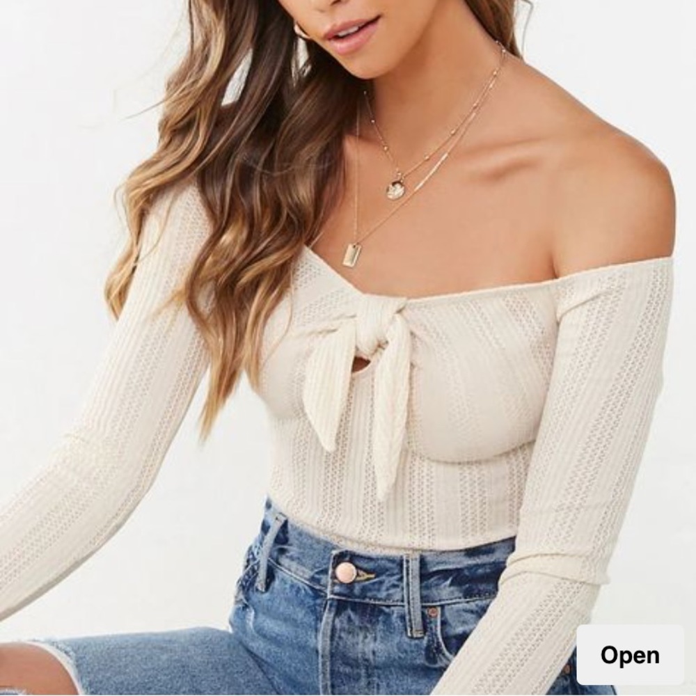 🌟Off The Shoulder Tie-Front Bodysuit🌟
